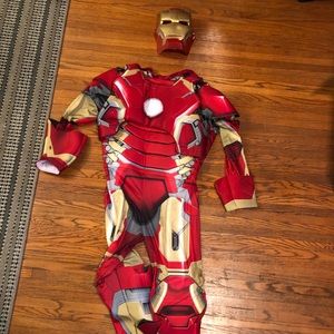 Other - Adult Halloween Costume. Iron Man Body with Helmet Other - Adult Halloween Costume. Iron Man Body with Helmet